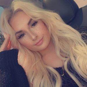 Meet your Posher, Brielle